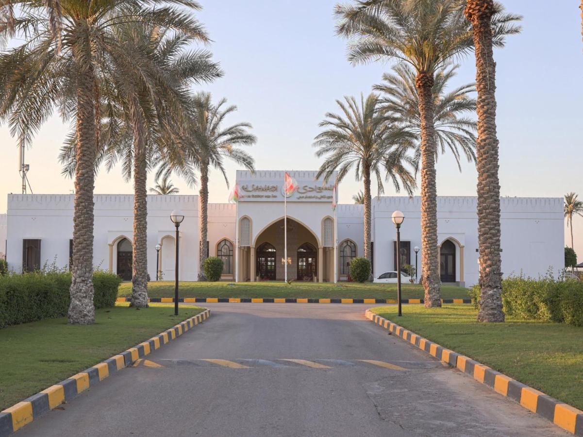 Capital O133 Al Sawadi Beach Resort & Spa Barka Extérieur photo
