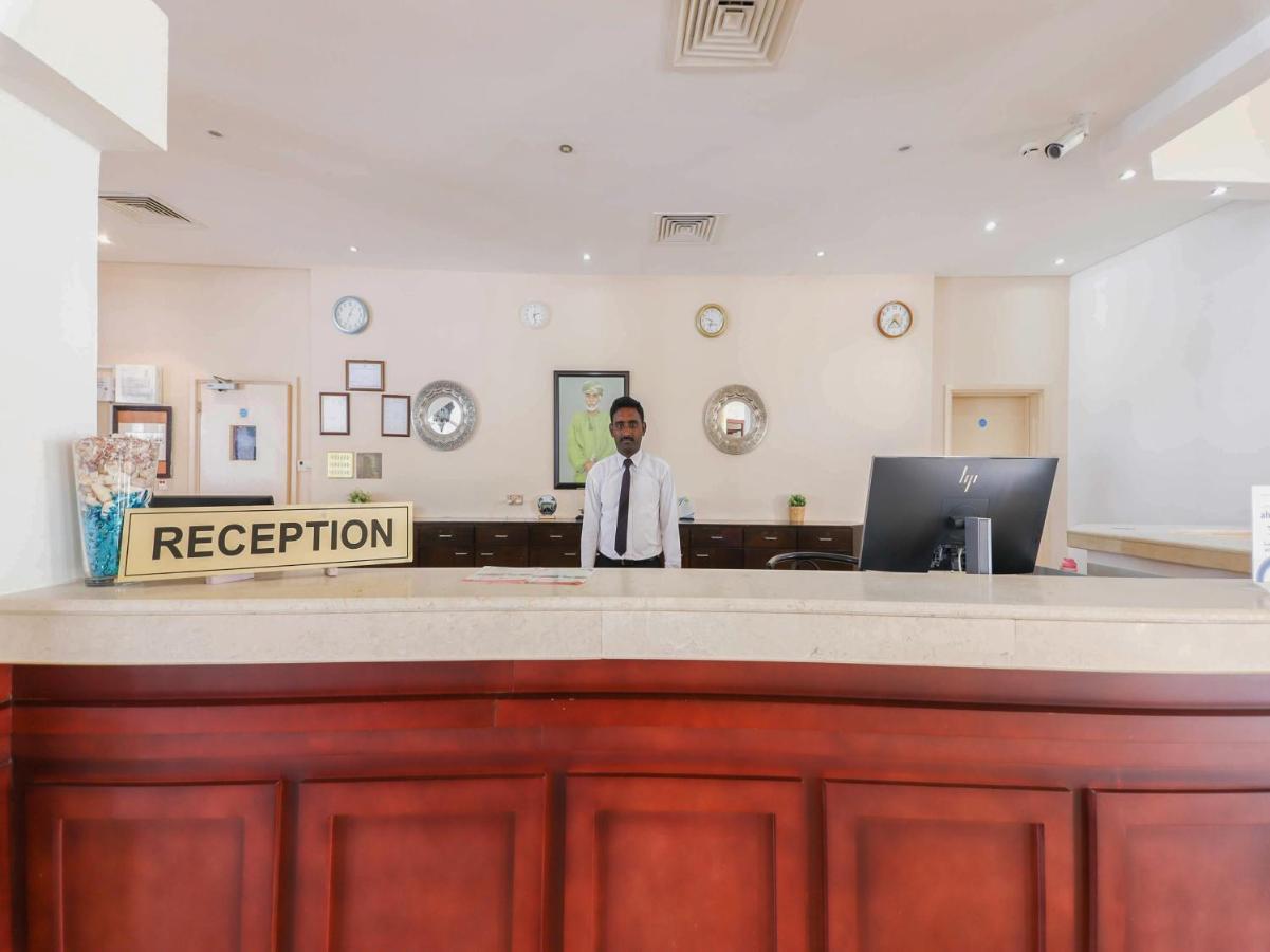 Capital O133 Al Sawadi Beach Resort & Spa Barka Extérieur photo