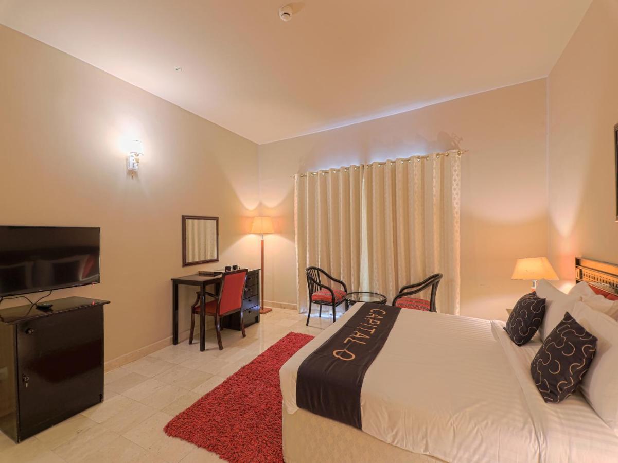 Capital O133 Al Sawadi Beach Resort & Spa Barka Extérieur photo