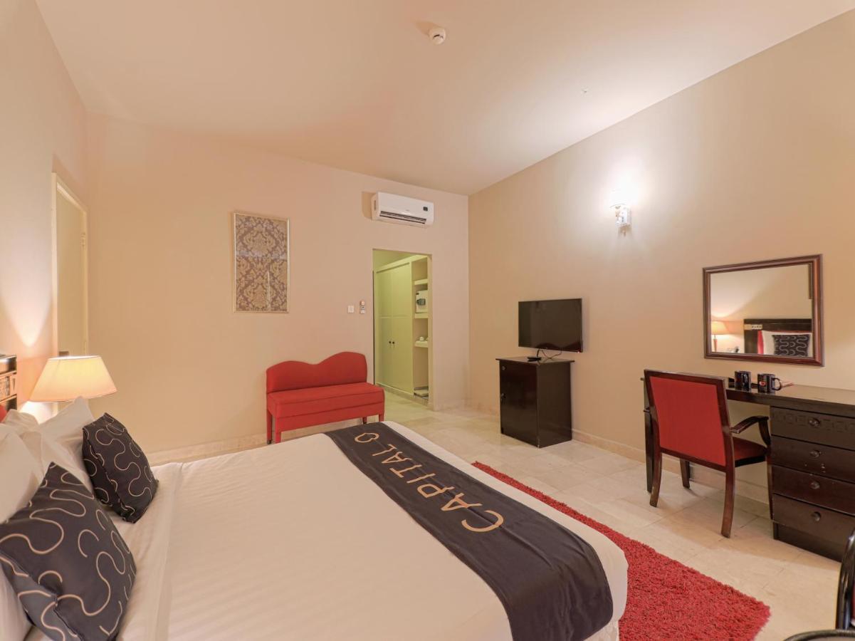 Capital O133 Al Sawadi Beach Resort & Spa Barka Extérieur photo